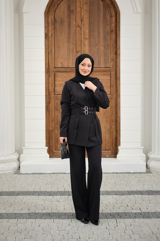 Çift Kemerli Ceketli Takım Siyah