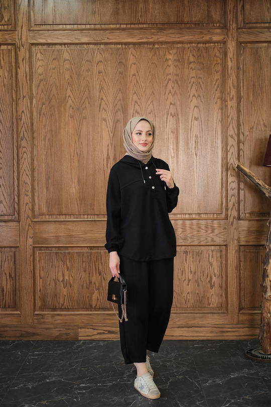 Çıtçıtlı İkili Takım Siyah