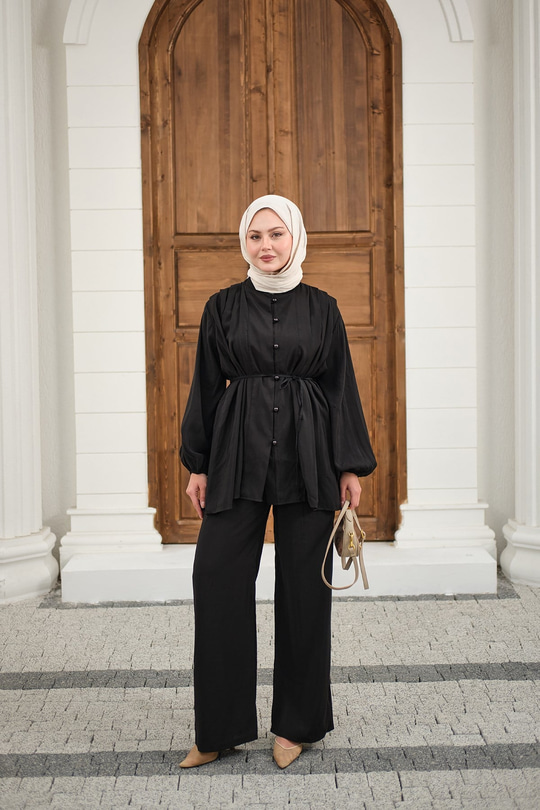 Çoban Düğmeli Pantolonlu Pilise Detay Takım Siyah