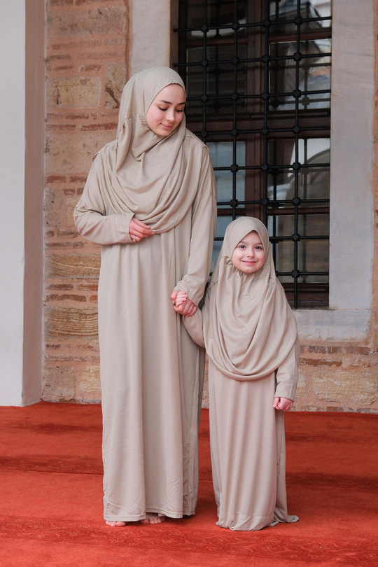 Çocuk Namaz Elbisesi Taş