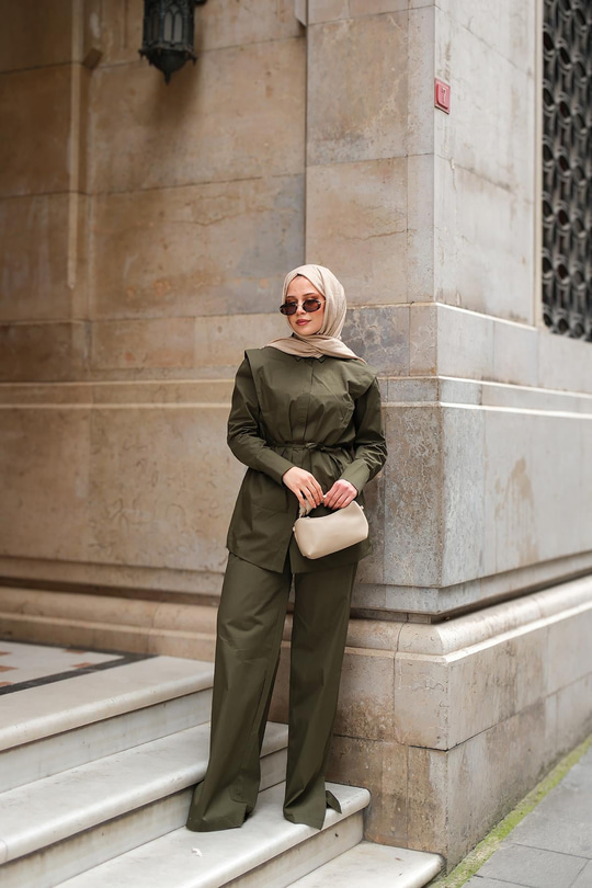 Dış Vatka Detaylı Şık Takım Haki Yeşil