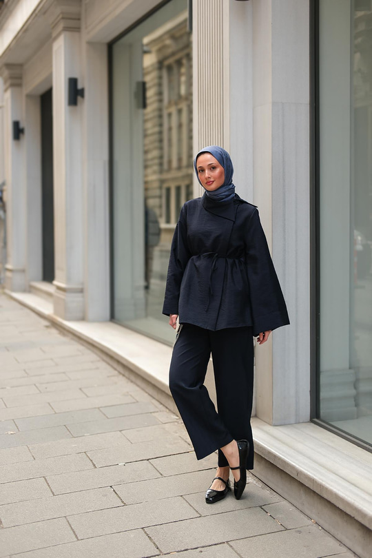 Dora Cupra Takım Siyah