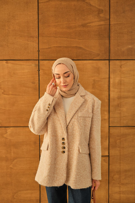 Düğme Detay Kırçıllı Ceket Krem