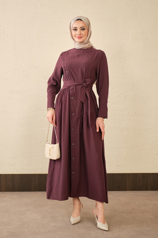 Düğmeli Etek Büzgülü Bel Bağlamalı Elbise Mürdüm