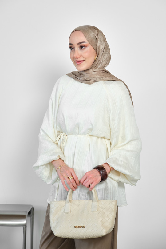 Bel Bağlamalı Bilek Lastik Detaylı Bluz Krem
