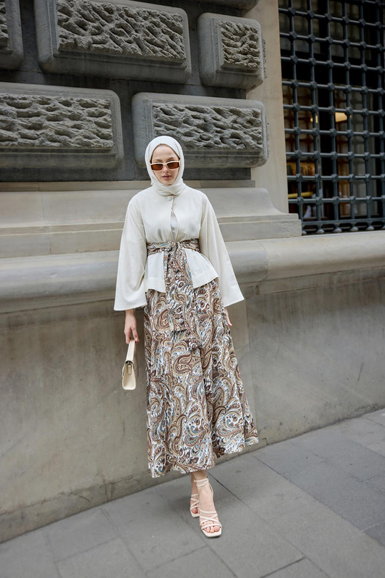 Eteği Baskılı Keten Takım Yağ Yeşil