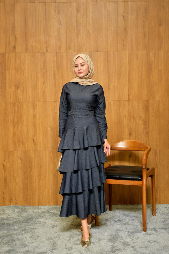 Eteği Volanlı Kot Görünümlü Elbise Lacivert