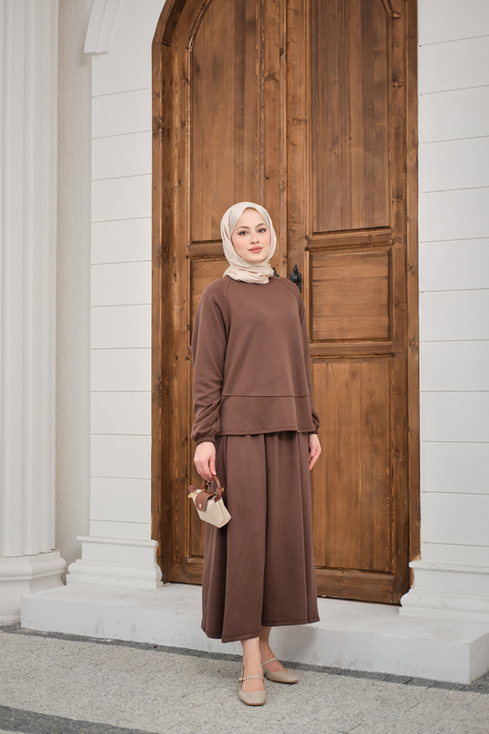 Etekli Takım Kahverengi