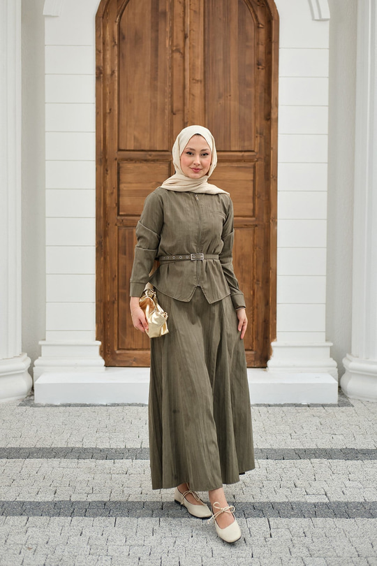 Fermuarlı Cep Detay Kemer Bağlamalı Etekli Takım Haki Yeşil