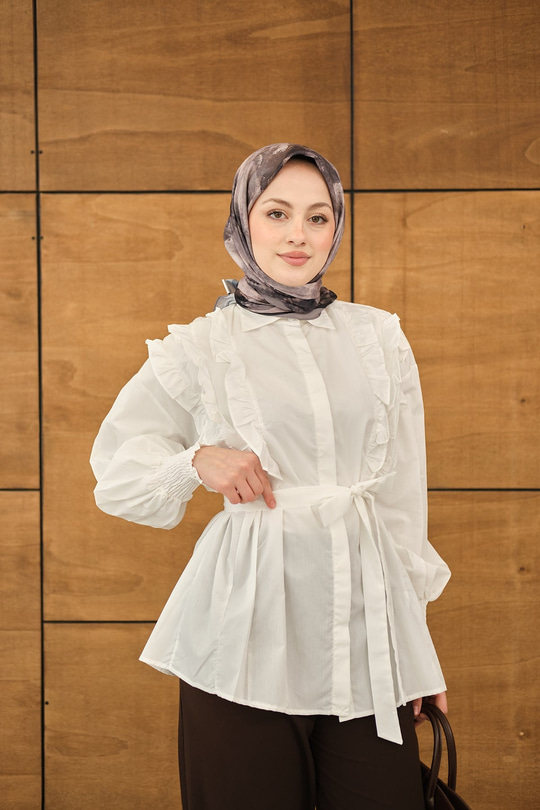 Fırfır Detaylı Gömlek Beyaz