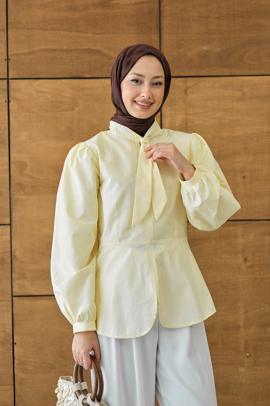 Fular Yaka Detaylı Kısa Gömlek Sarı