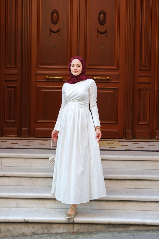 Garnili Asimetrik Elbise Beyaz