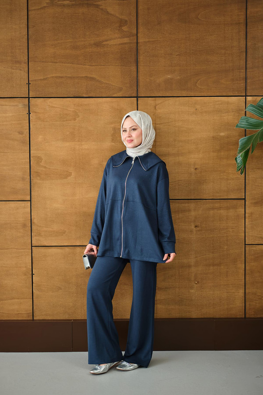 Gemici Yaka Taşlı Takım Lacivert