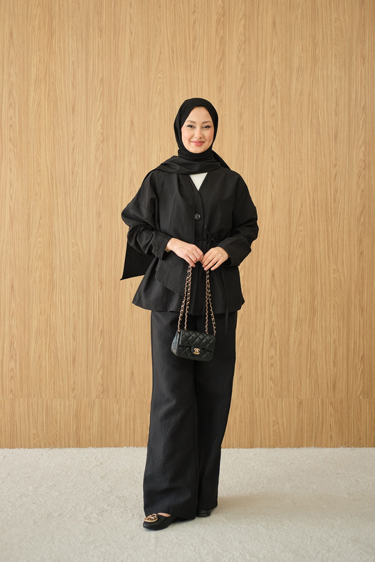 Gizli Düğme Detay V Yaka Takım Siyah