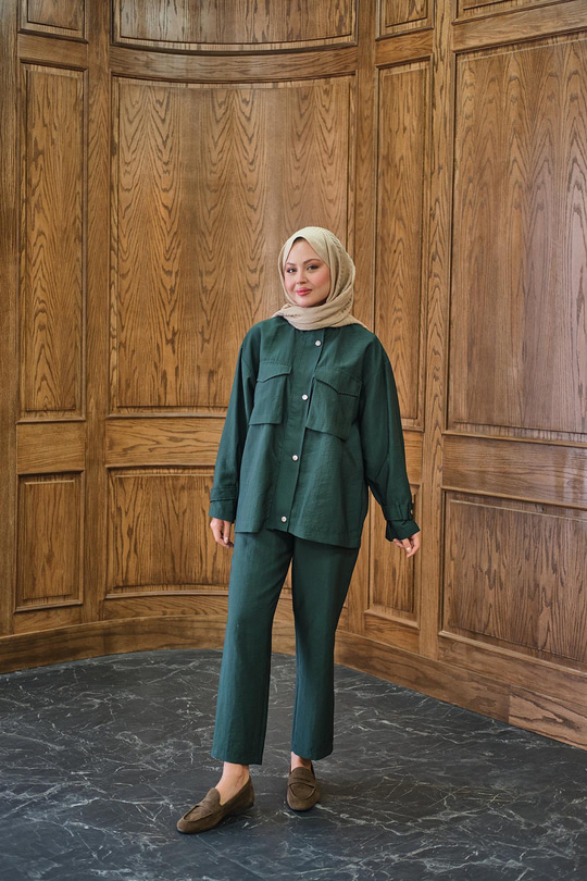 Gizli Fermuar Detaylı Takım Zümrüt Yeşil