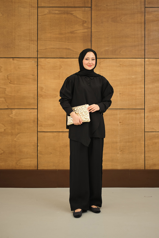 Gold Düğme Detaylı Pantolonlu Modal Takım Siyah