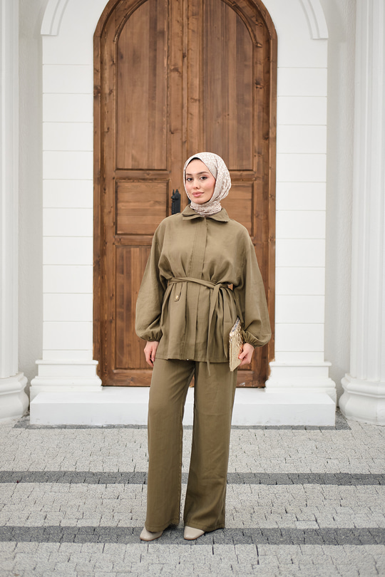 Gömlek Yaka Gizli Fermuarlı Bel Bağlamalı Pantolonlu Takım Yağ Yeşil