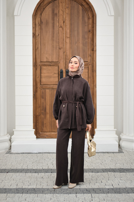 Gömlek Yaka Gizli Fermuarlı Bel Bağlamalı Pantolonlu Takım Kahverengi