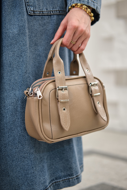 Göz Fermuarlı Saten Çanta Vizon