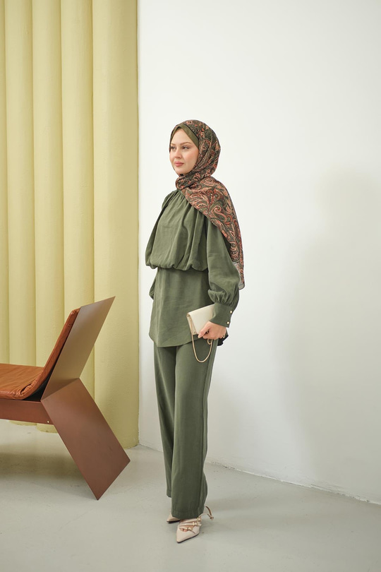 Hakim Yaka Balon Bel Volanlı Slimfit Tencele Takım Yeşil