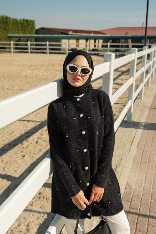 İnci Detay Triko Ceket Siyah