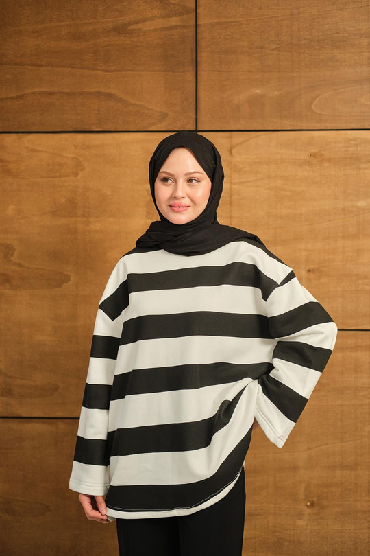 Kalın Çizgili Sweat Siyah