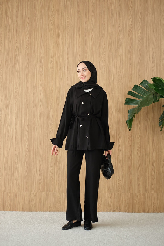 Kalp Düğme Kemer Detay Takım Siyah