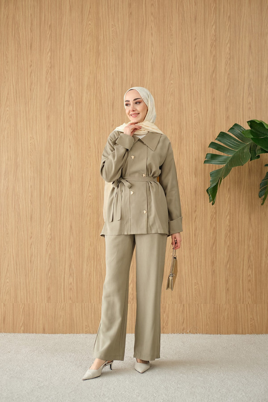 Kalp Düğme Kemer Detay Takım Yeşil