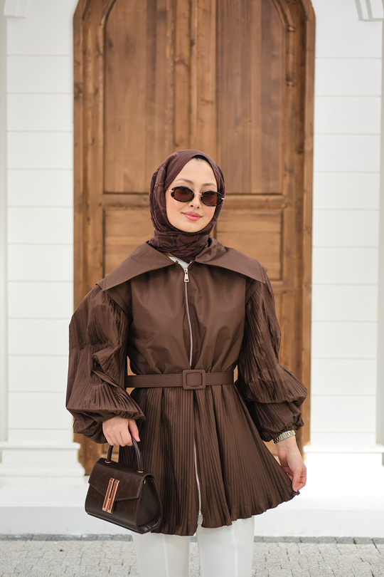 Kemerli Büyük Yaka Fermuarlı Kol Ve Bel Pileli Ceket Kahverengi