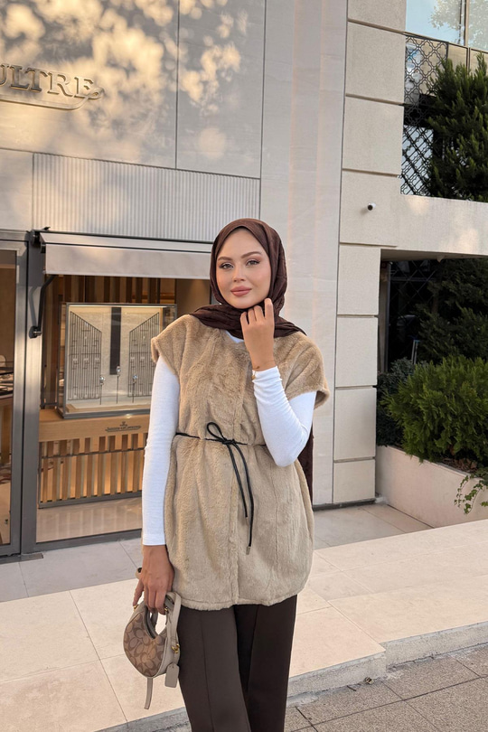 Kemerli Peluş Yelek Vizon