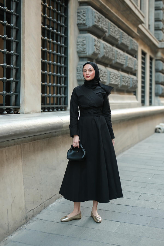 Kendinden Bağlamalı Poplin Elbise Siyah