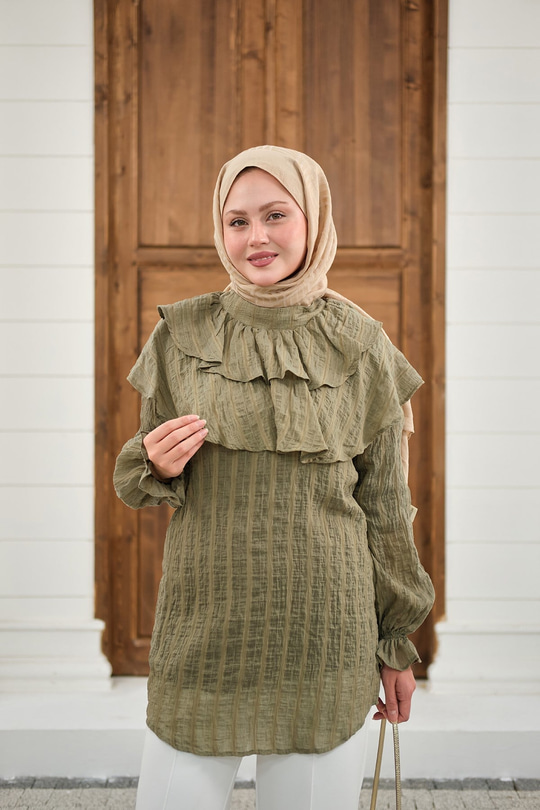 Kendinden Çizgi Desenli Yaka Büzgülü Tunik Yeşil