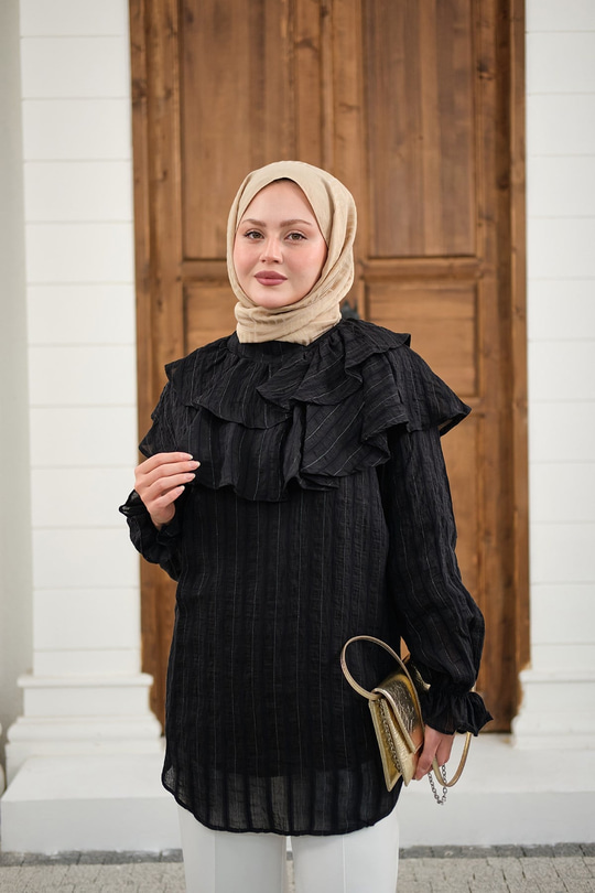 Kendinden Çizgi Desenli Yaka Büzgülü Tunik Siyah