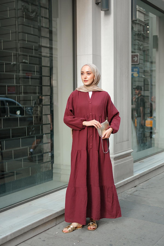 Kendinden Desenli Elbise Bordo