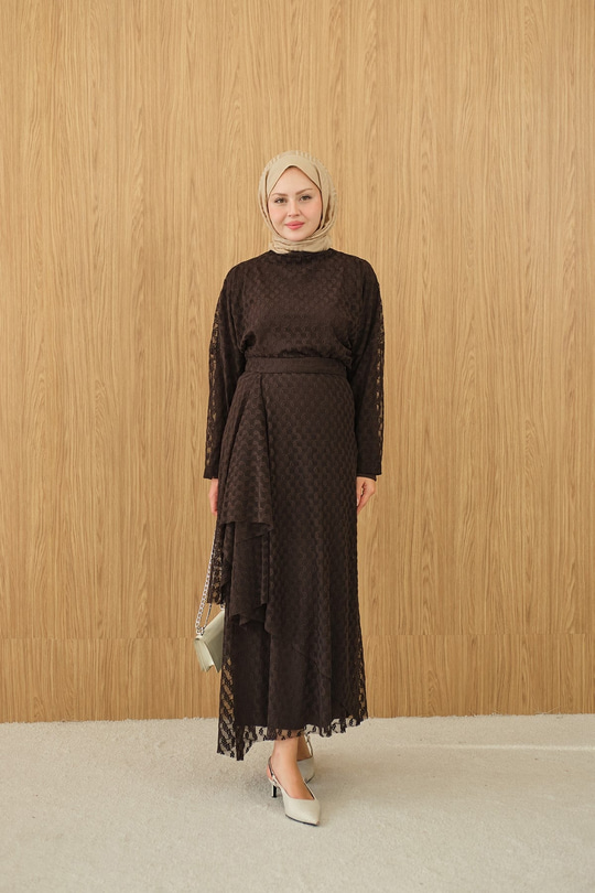 Kendinden Desenli Etekli Takım Kahverengi