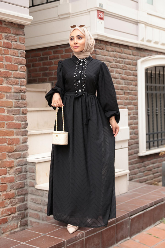 Kendinden Desenli Taş Detay Elbise Siyah