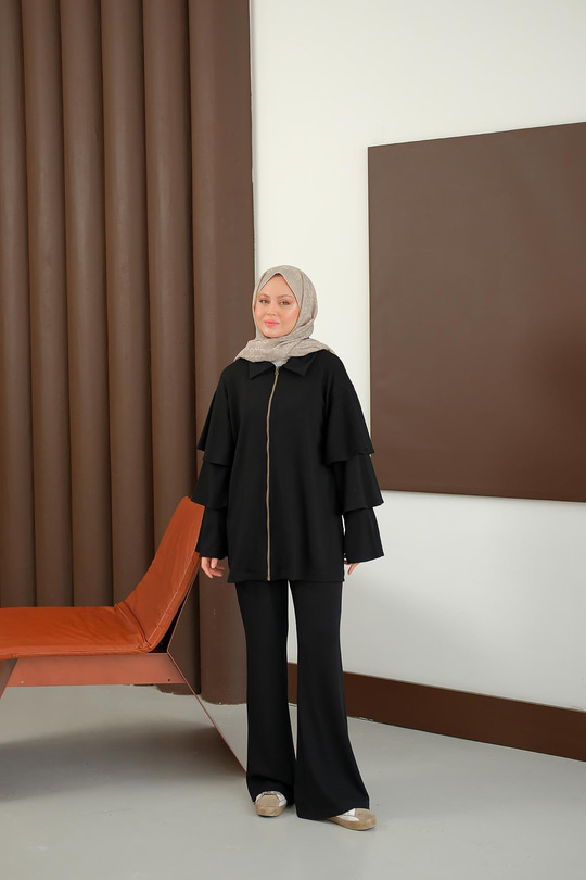 Kolları Fırfır Detay Takım Siyah