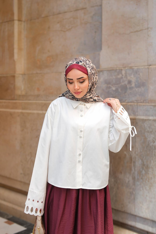 Kolu Nakışlı Gömlek Ekru