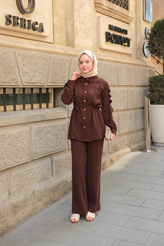 Kolu Pileli Modal Takım Kahverengi