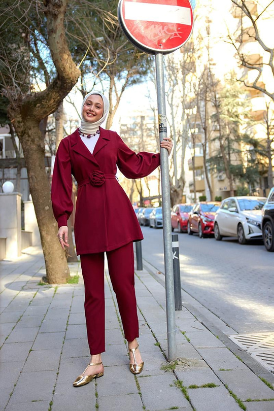 Kruvaze Yaka Gül Kemerli Takım Bordo