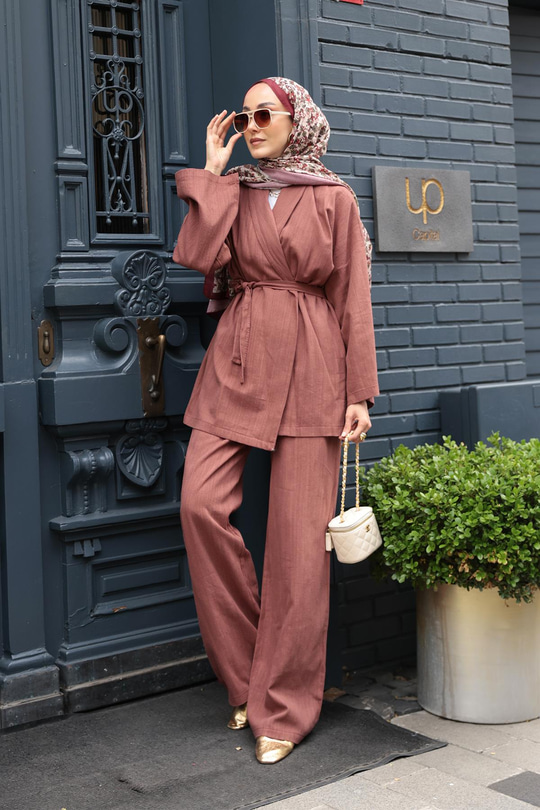 Kruvaze Yaka Keten Takım Kiremit