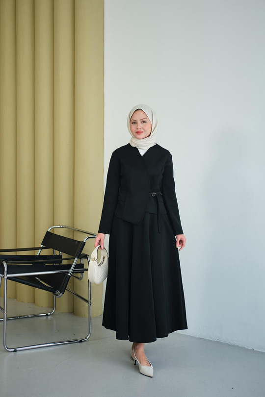 Kruvaze Yaka Takım Siyah