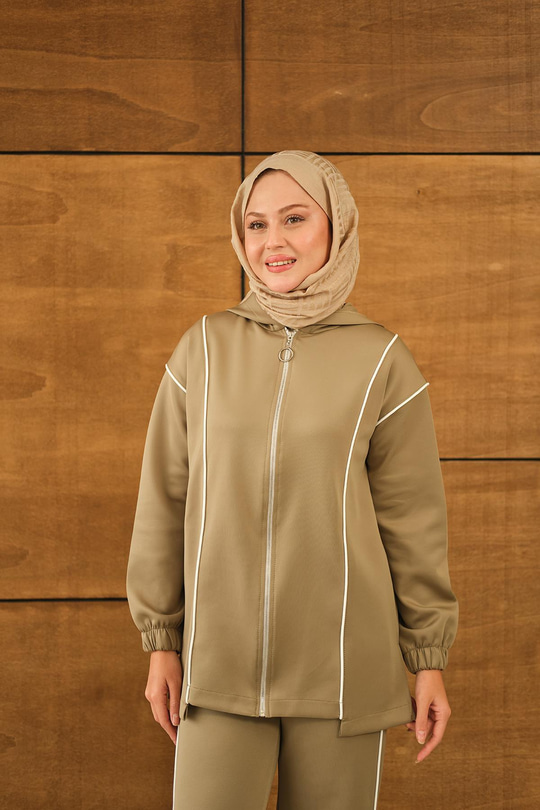 Kup Detay Biyeli Takım Fıstık Yeşil