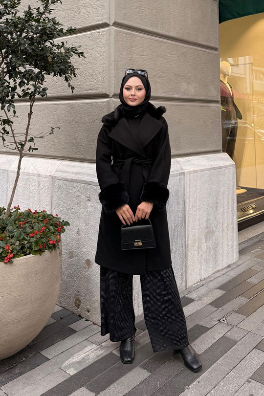 Kürk Detay Kaban Siyah