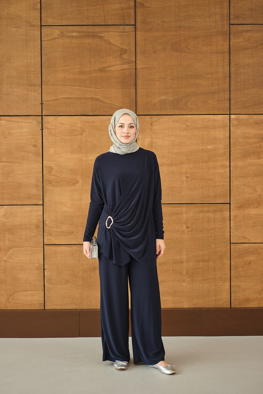 Ön Bağlamalı Süs Detay Takım Lacivert