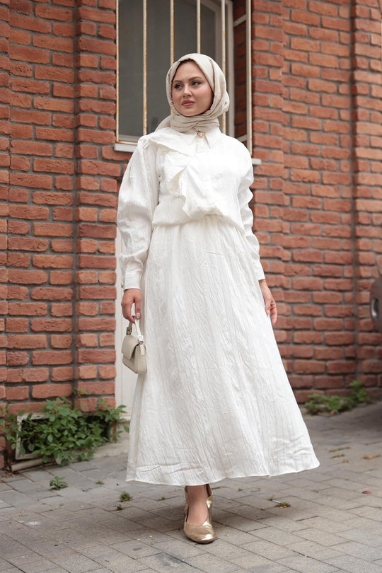 Önden Fırfır Detaylı İkili Takım Ekru