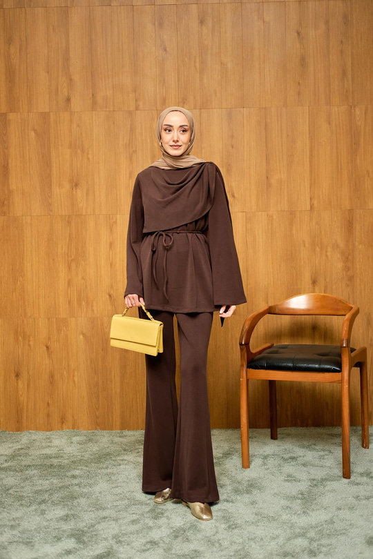 Önü Şallı Modal Takım Kahverengi