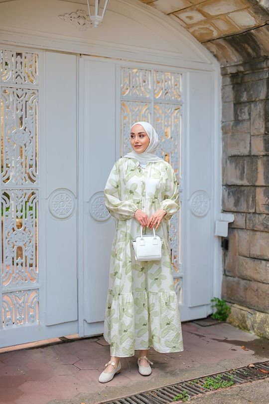 Papatya Desenli Elbise Yeşil