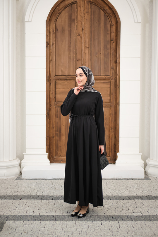 Parçalı Bel Bağlamalı Elbise Siyah