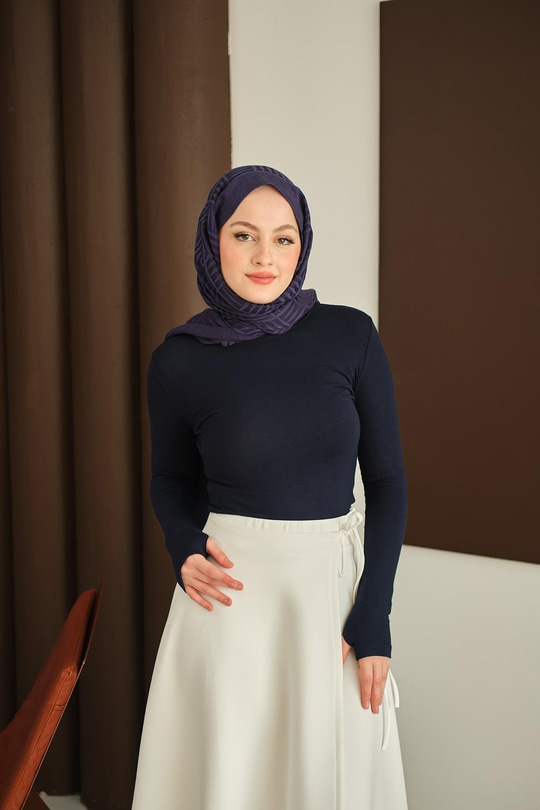 Parmak Geçirmeli Body Lacivert